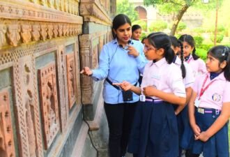 Heritage walk in Hari Rao Holkar Chhatri Gangour Ghar Indore 2024 6 Heritage walk in Hari Rao Holkar Chhatri Gangour Ghar Indore 2024 6