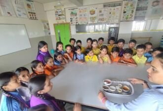 Exploring Soluble and Insoluble Substances (3)
