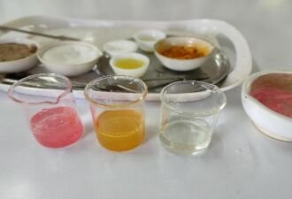 Exploring Soluble and Insoluble Substances (5)