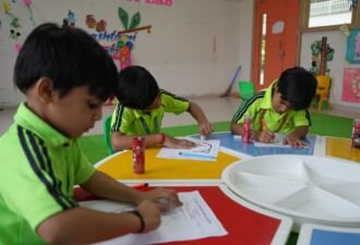 Montessori Colour Pattern Activity 2025 (4) Montessori Colour Pattern Activity 2025 (4)