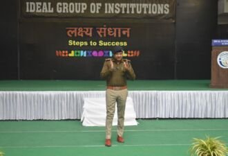 Mr. Rajesh Dandotiya Mr. Rajesh Dandotiya